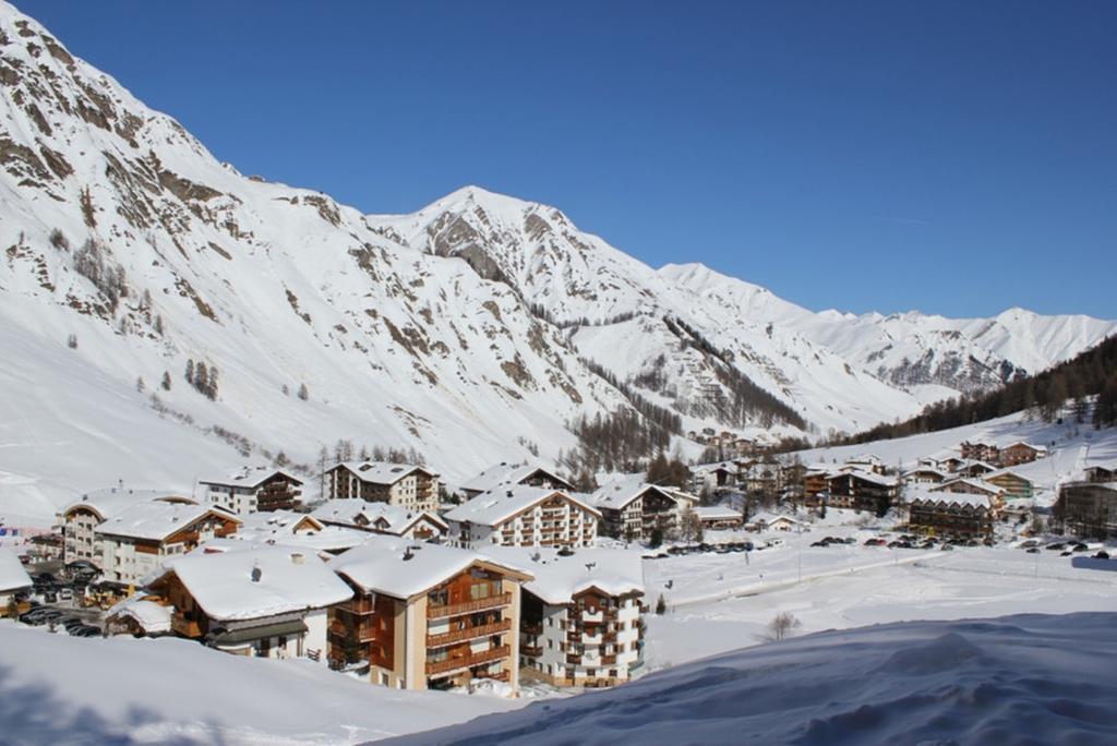 Hotel Des Alpes Samnaun Exteriör bild
